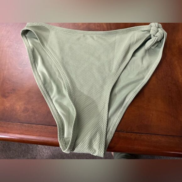 Wild Fable Women's Pique Textured High Leg CheekyHigh Waist BikiniBottom NWOT  L - Picture 4 of 9